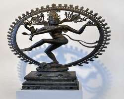 Brihadisvara temple is also popular for its sculpture including brass Nataraja of the 11th century.